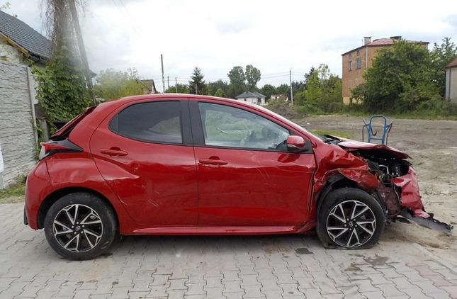 Toyota Yaris cena 14900 przebieg: 8000, rok produkcji 2022 z Wolin małe 211